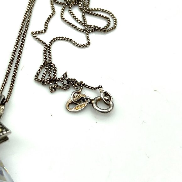 Stunning Faceted Crystal Pendant with Sterling Silver Marcasite Bale on Delicate - Picture 6 of 6